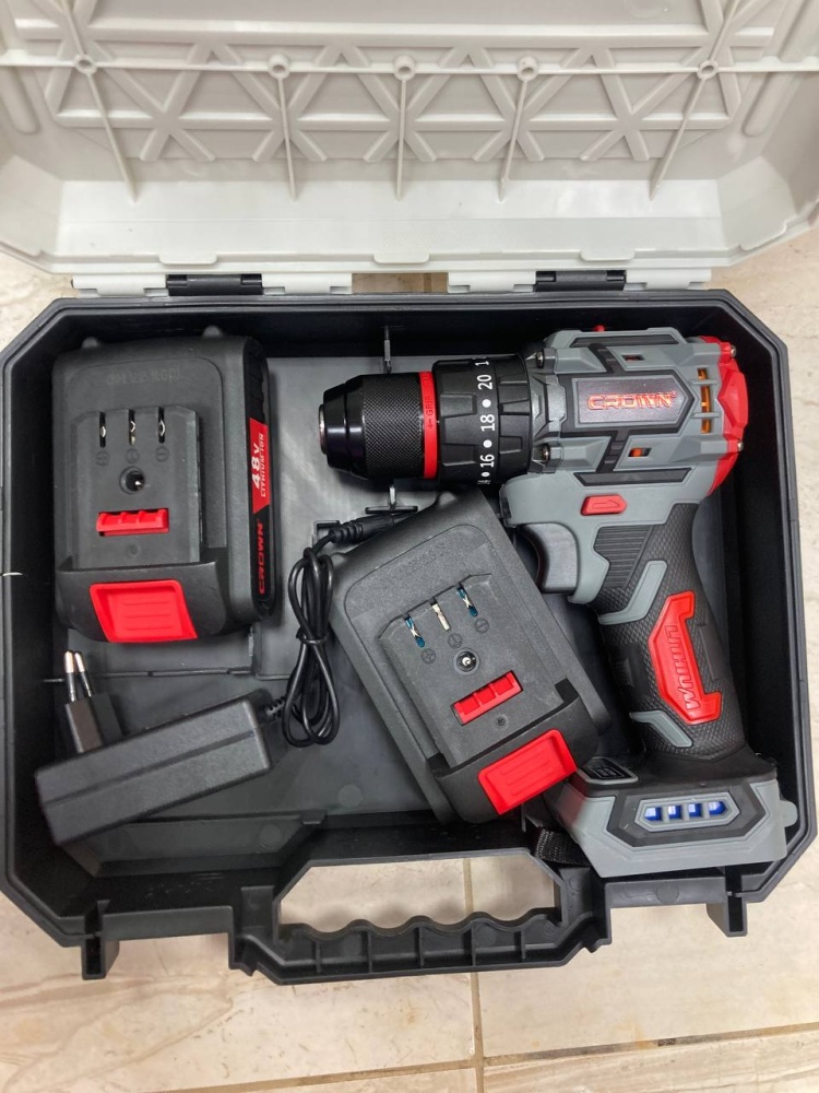 Шуруповерт CROWN 21V