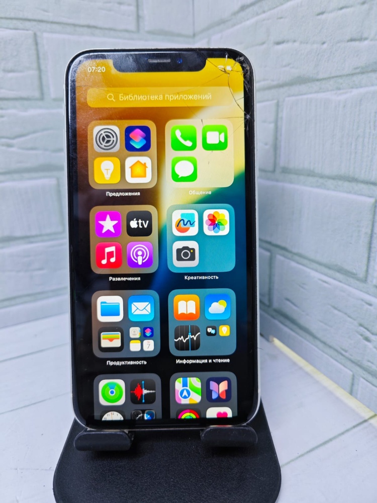 Смартфон iPhone XR 64 Gb