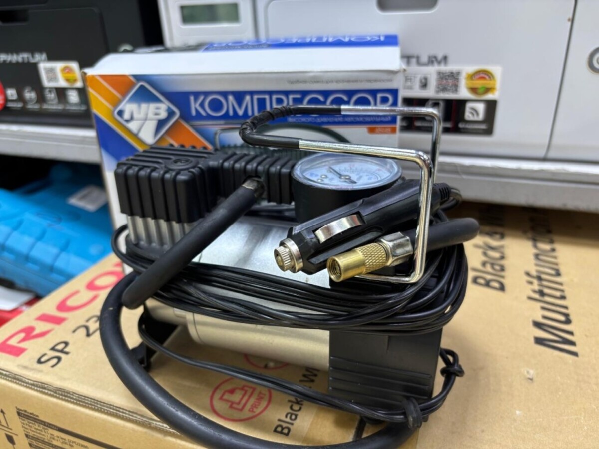 Компрессор автомобильный