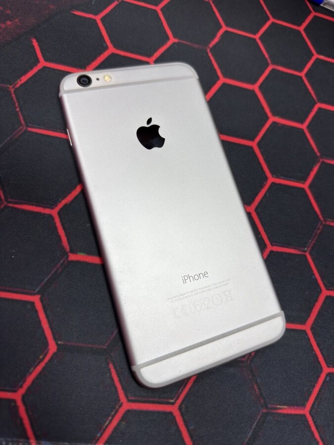 Смартфон iPhone 6+ 64гб