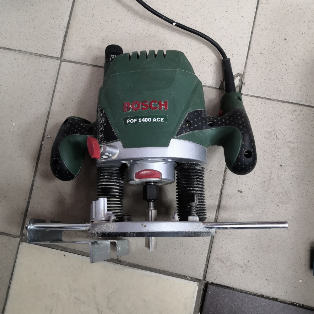 Фрезер boscj 1400ace