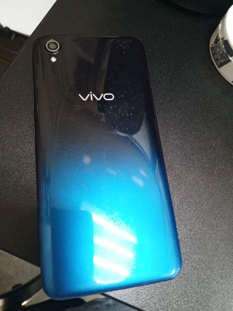 Смартфон Vivo T1