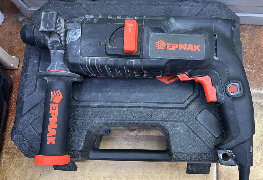 Перфоратор Ермак 20/720