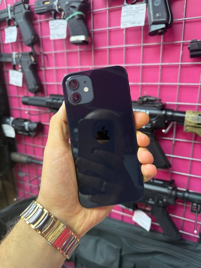 Смартфон iPhone 12 64 Gb