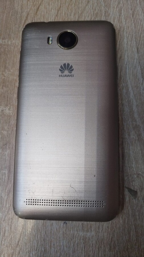Смартфон Huawei