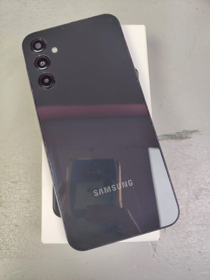 Смартфон Samsung A24 6/128гб