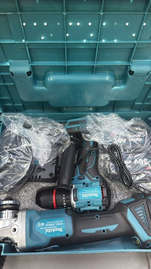 Набор инструментов Makita 2 в 1 (шуруповерт, ушм)