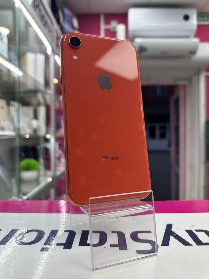 Смартфон iPhone XR 64 Gb