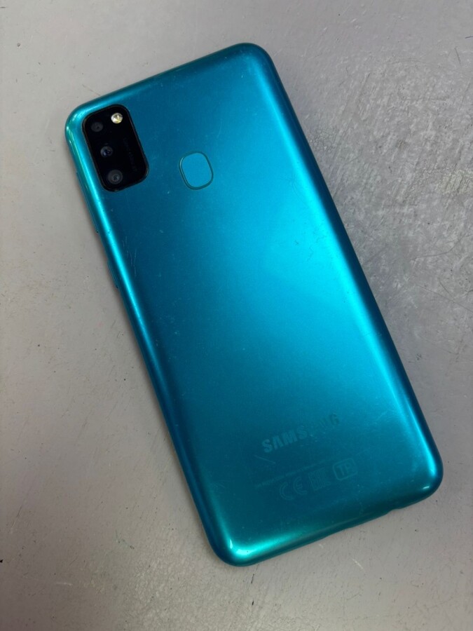 Смартфон Samsung M21 4/64Gb