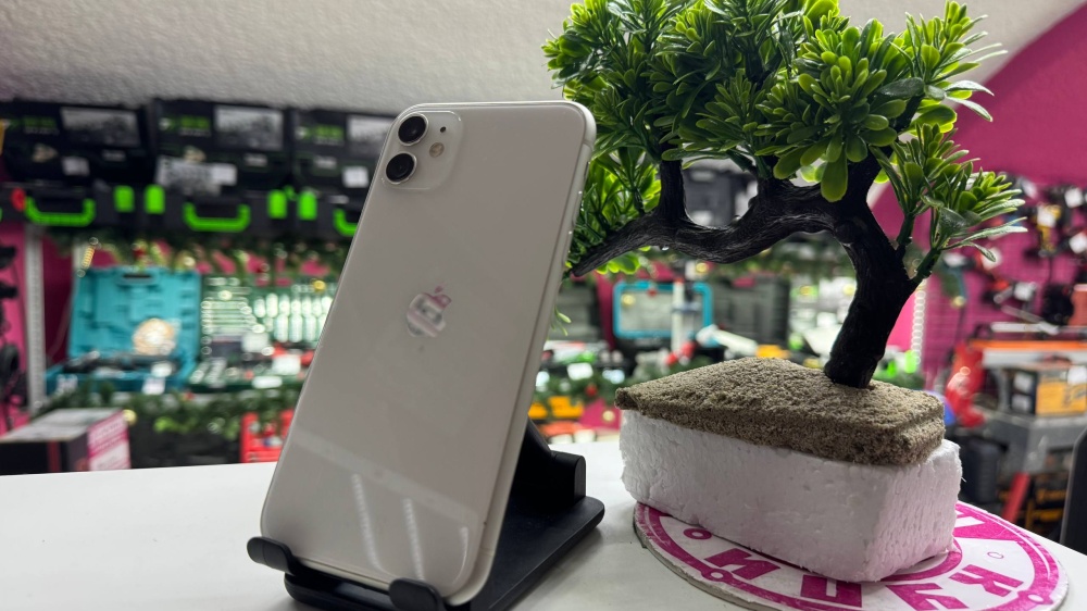 Смартфон iPhone 11 64Gb