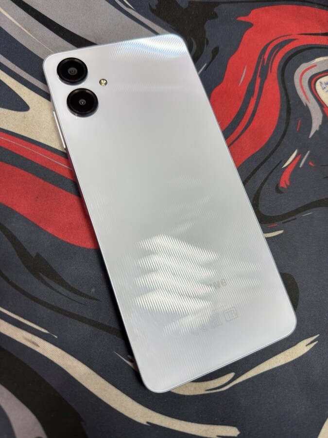 Смартфон Samsung A06 6/128ГБ