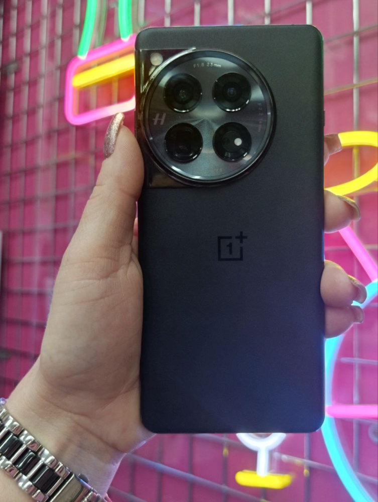 Смартфон OnePlus 12, 12/256GB