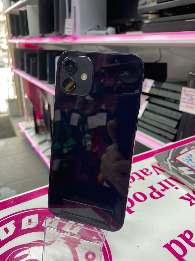 Смартфон iPhone 12 64 Gb