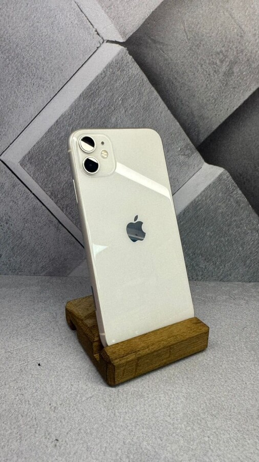 Смартфон iPhone 11 128 Gb
