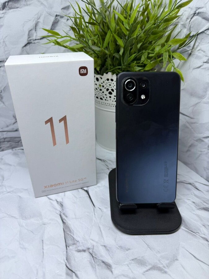 Смартфон Xiaomi 11 Lite 5G 8-128