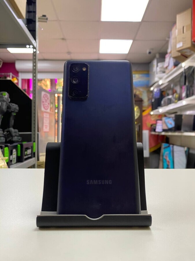 Смартфон Samsung S20 FE 120