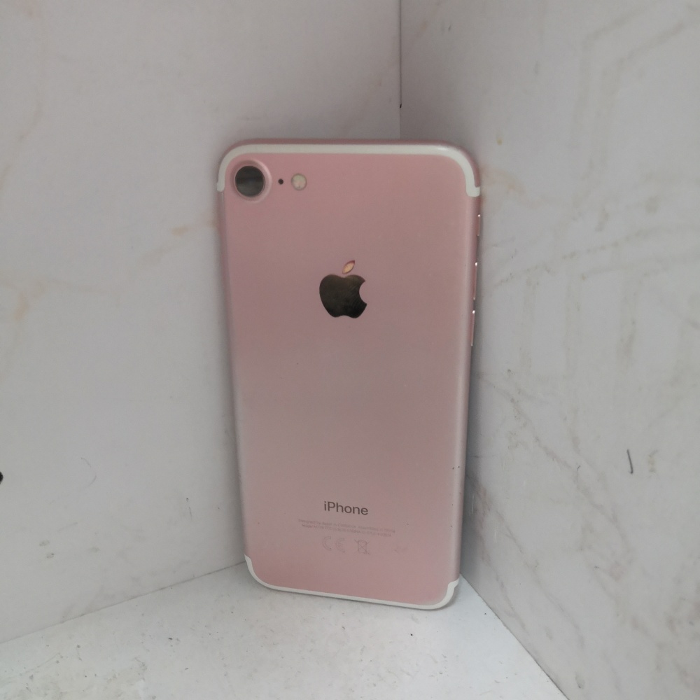 Смартфон iPhone 7 32Gb