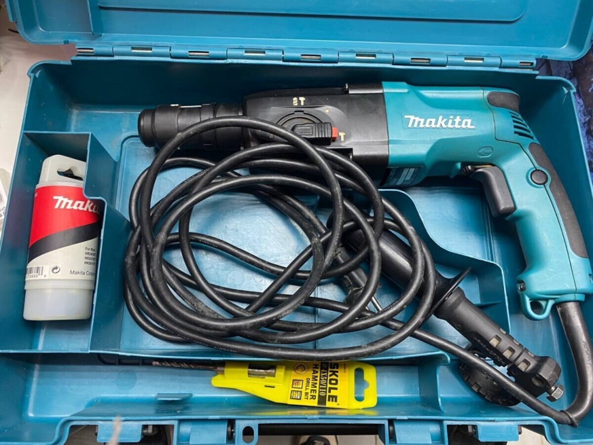 Перфоратор Makita