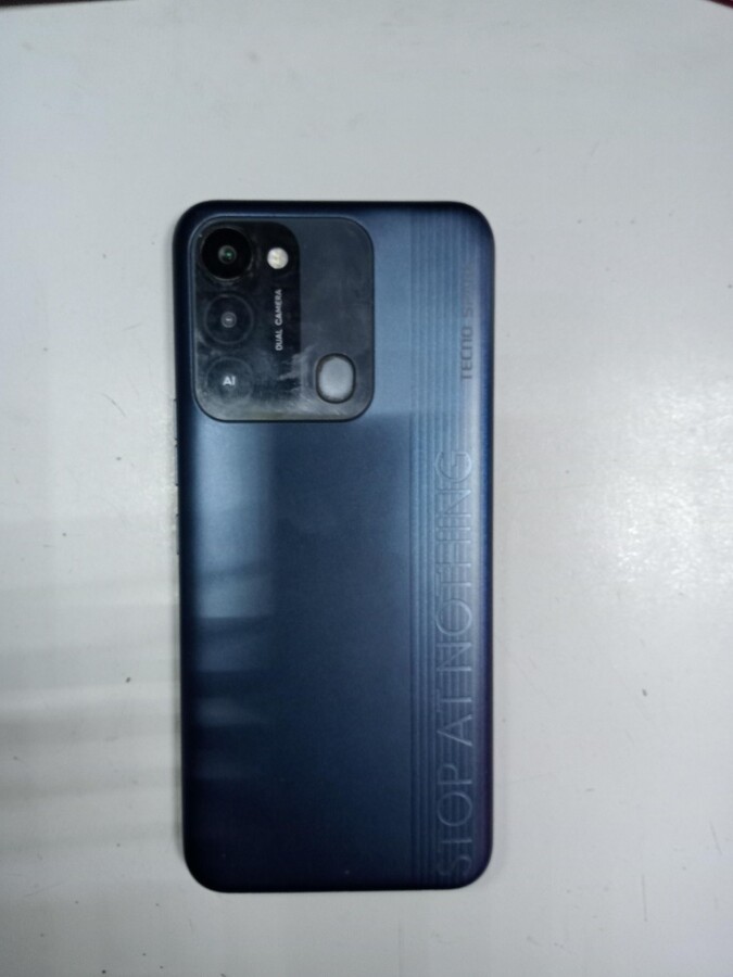 Мобильный телефон Tecno SPARK 8C