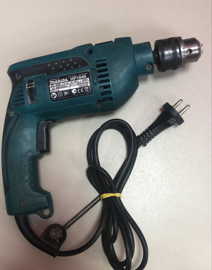 Дрель Makita HP 1640