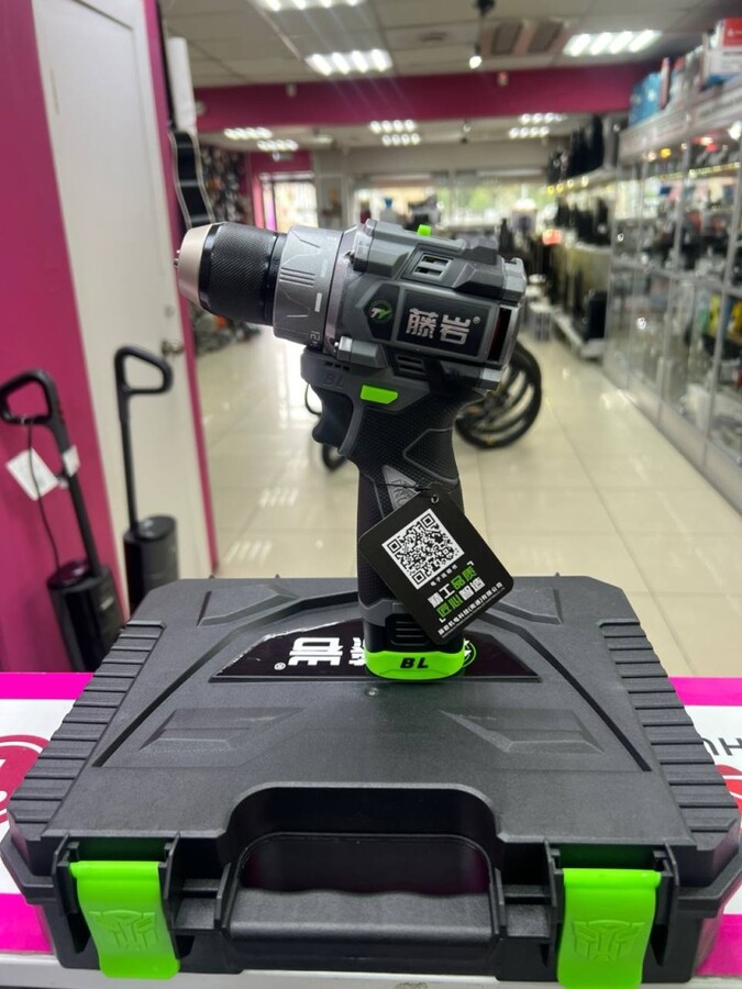 Шуруповерт Tenyn ex18