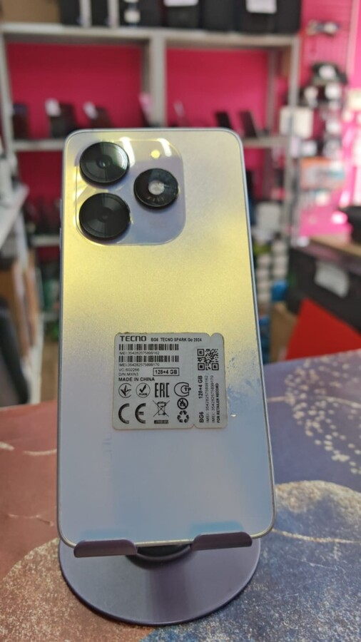 Мобильный телефон Tecno Spark Go2024 4/128GB