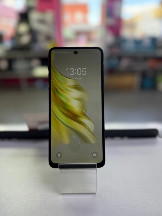 Мобильный телефон Tecno spark 20 8/128