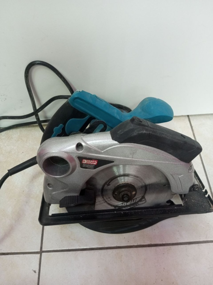 Циркулярная пила Энергопром дп-185\1600