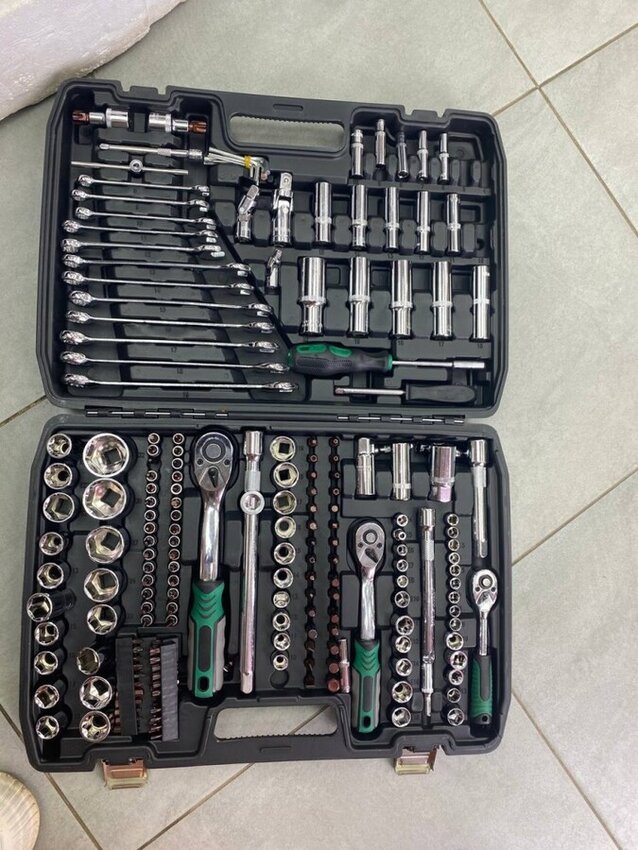 Набор инструментов профессиональный 216 предметов