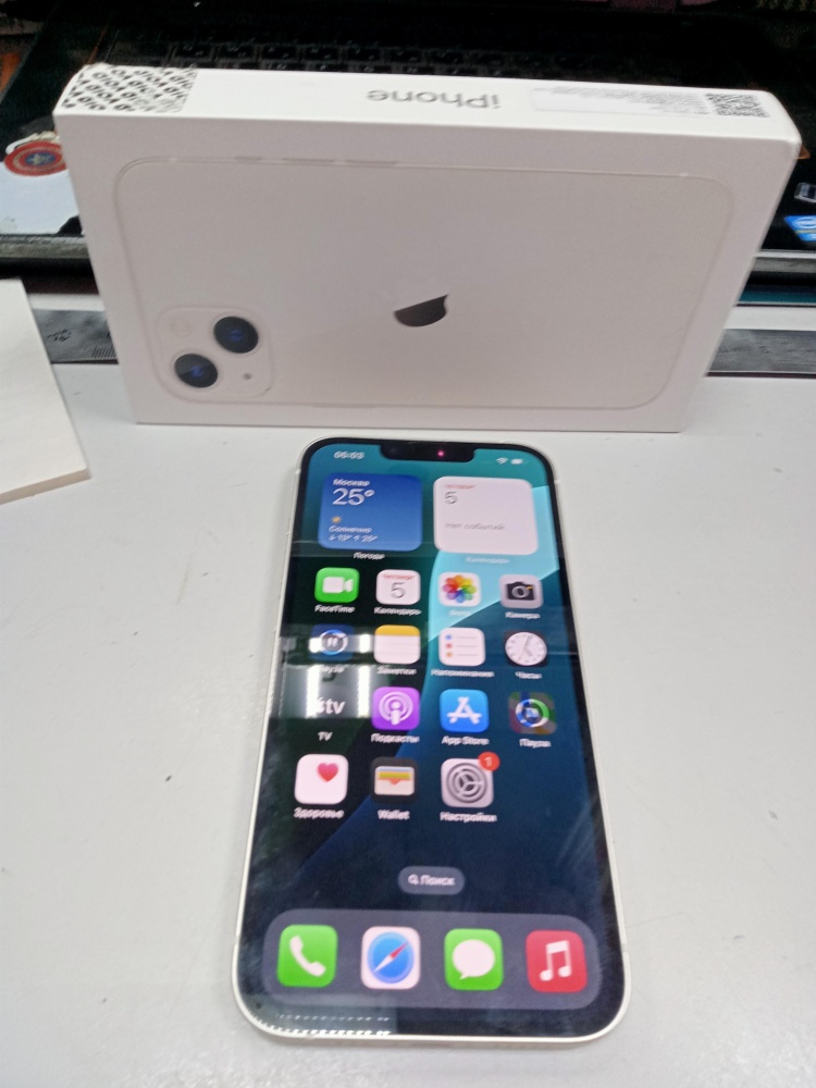 Смартфон iPhone 13 128 Gb