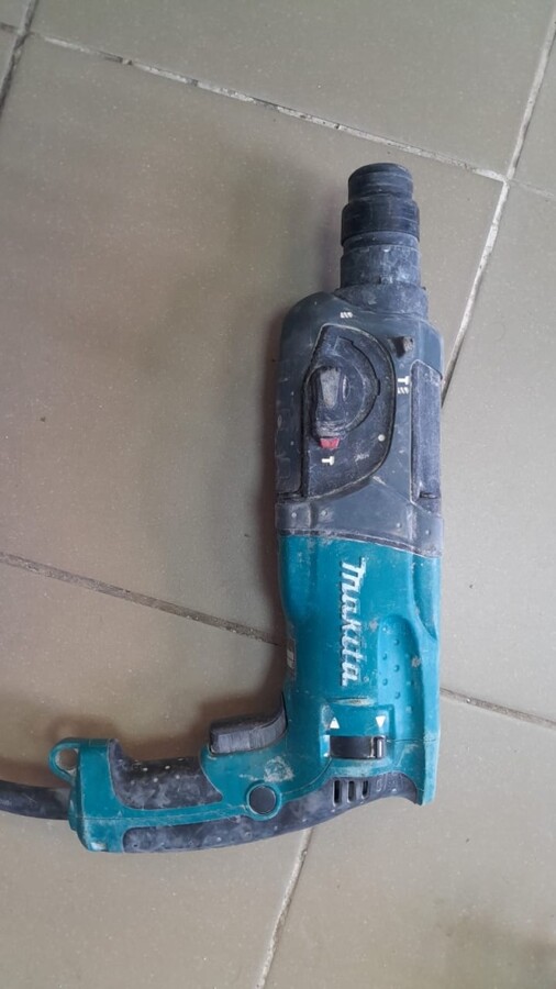 Перфоратор HR 2470