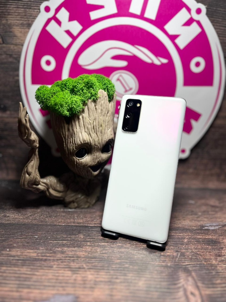 Смартфон Samsung S20 FE 6\128ГБ