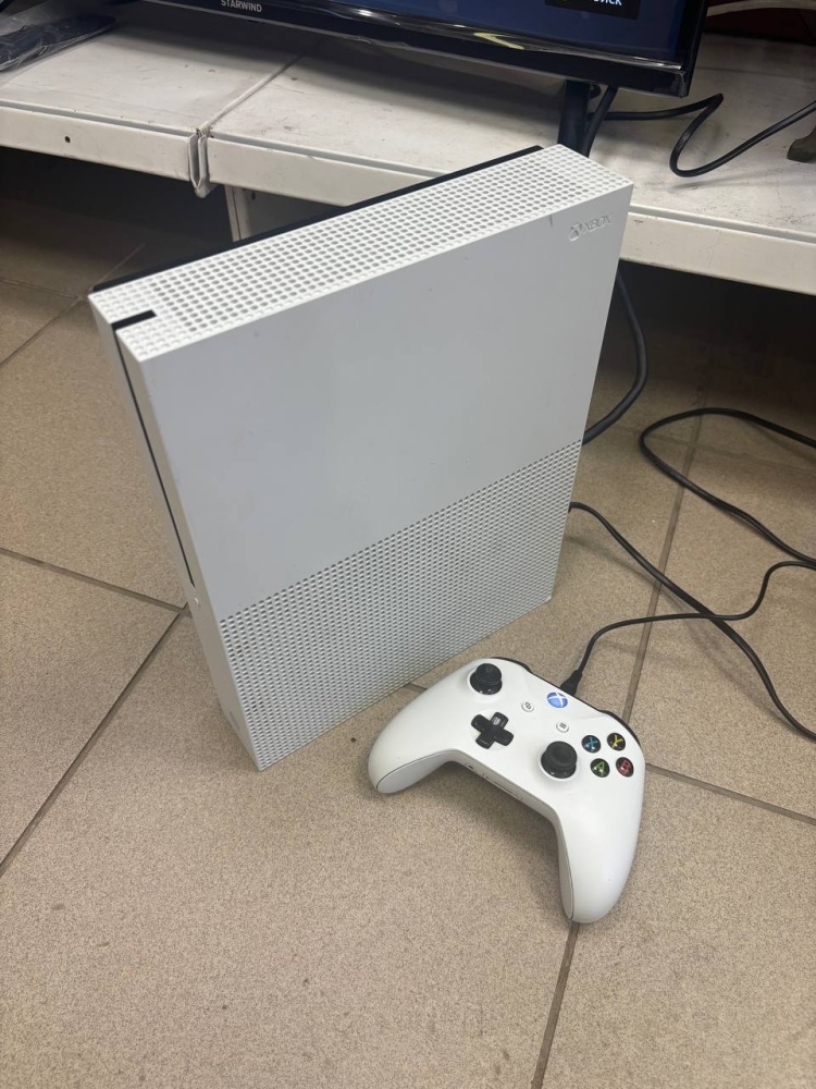 Игровая приставка XBOX ONE S