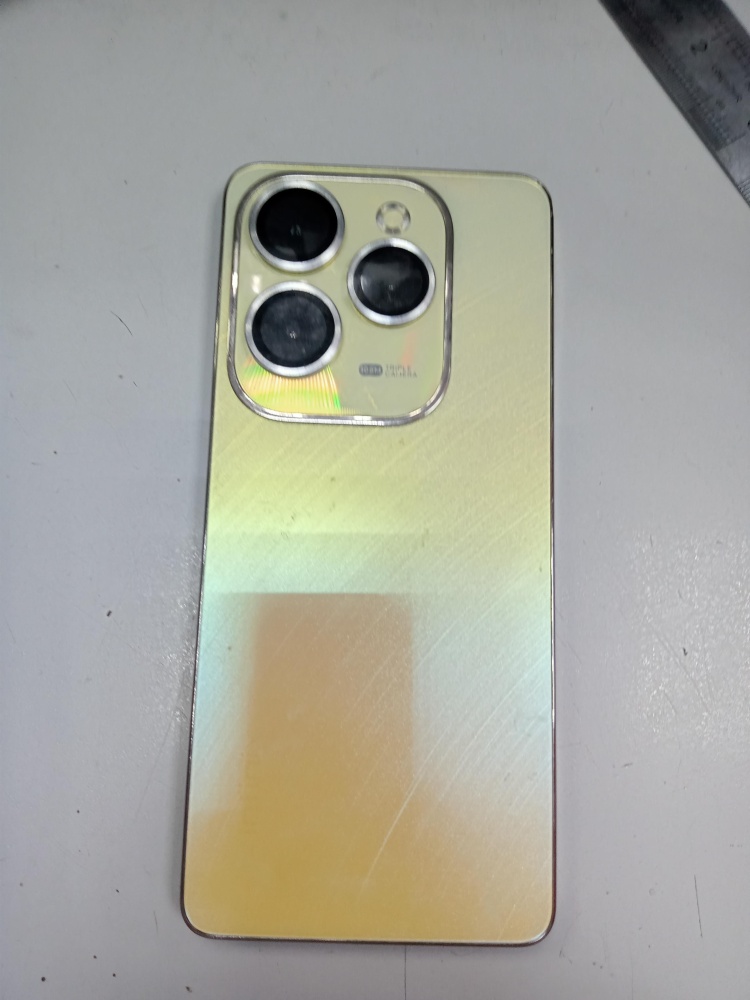 Мобильный телефон Infinix HOT 40 PRO