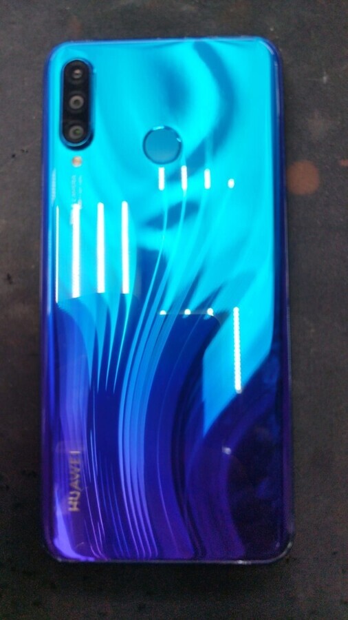 Смартфон Huawei P30 Lite