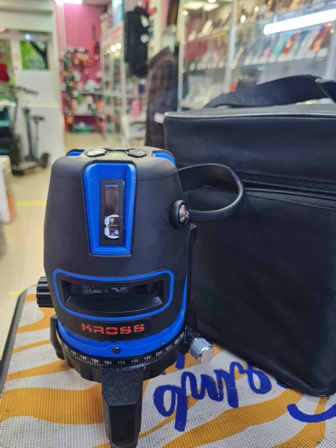 Лазерный уровень KROSS