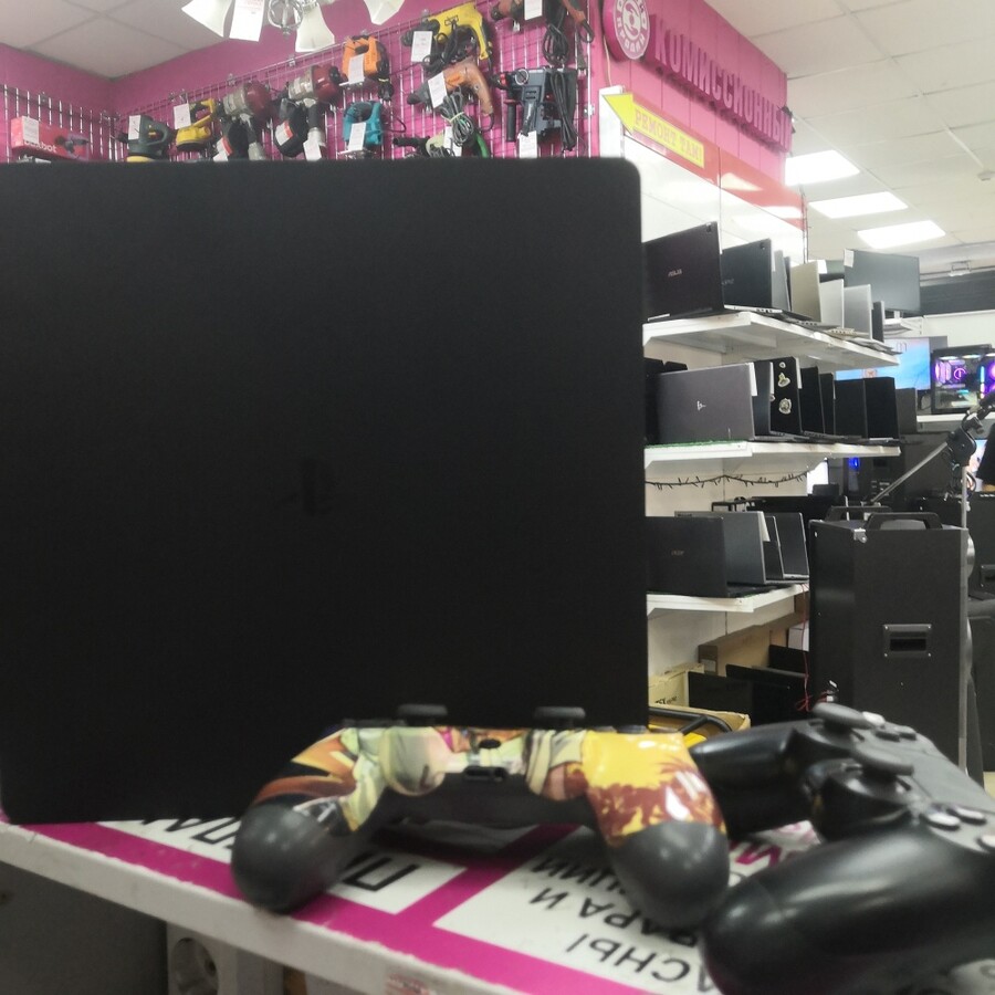 Игровая приставка Sony PlayStation 4 slim 500