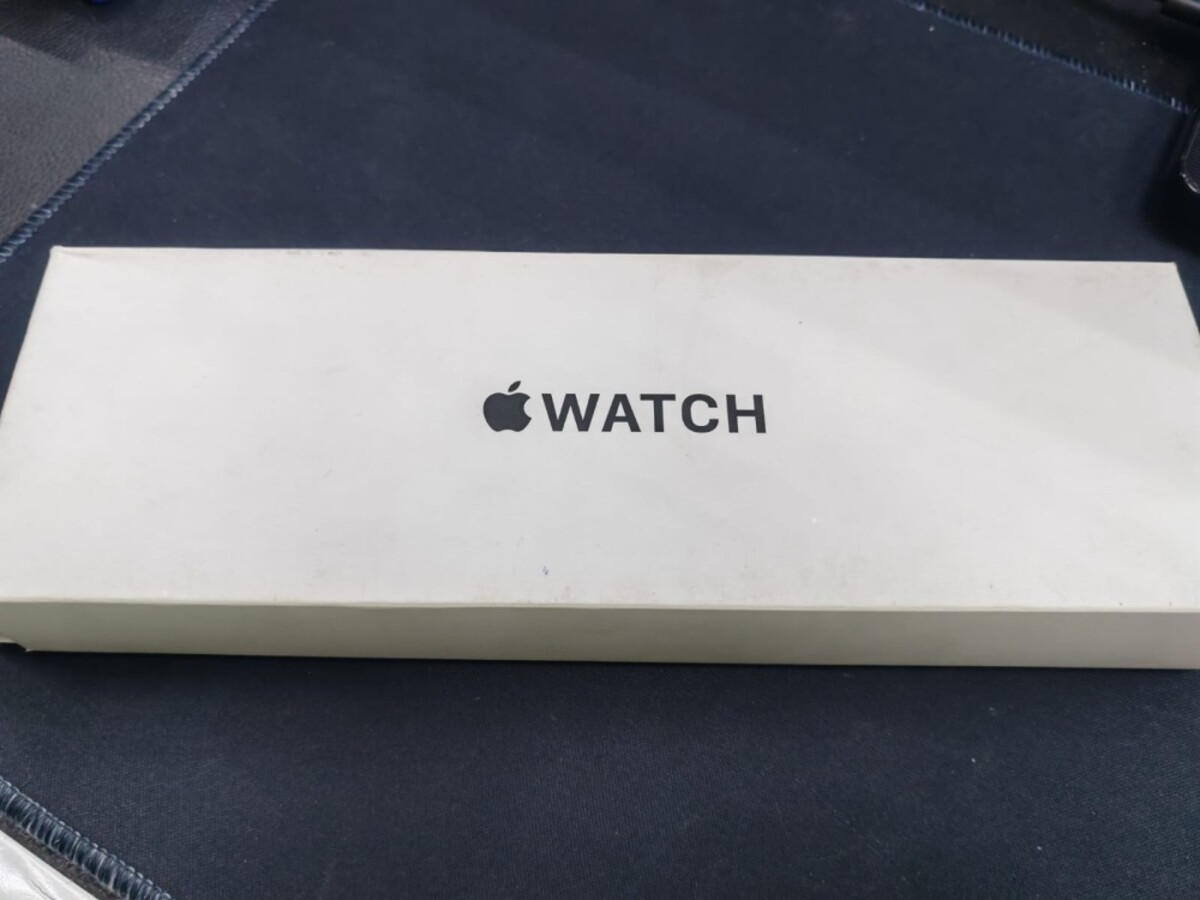 Часы Apple SE2023