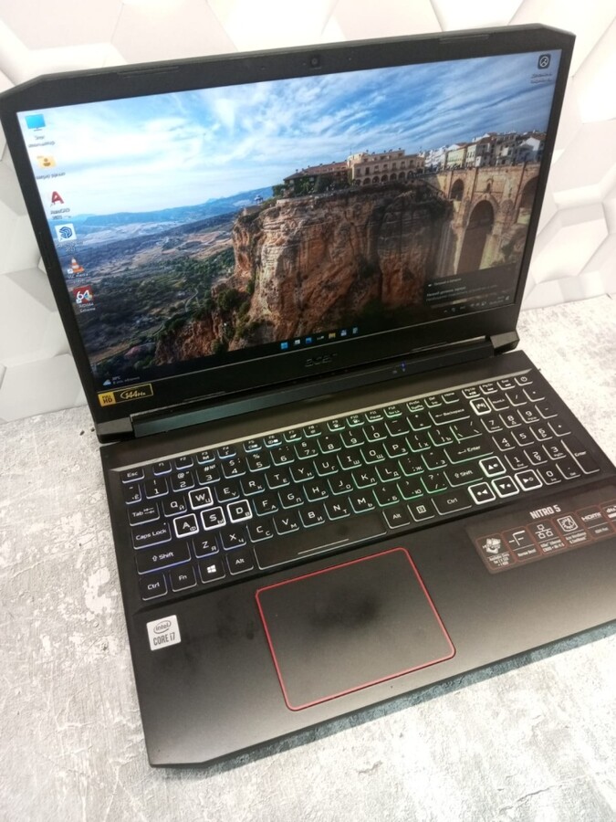 Ноутбук Acer nitro 5