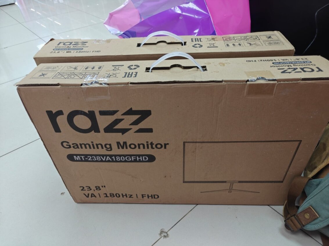 Монитор RAZZ 24"