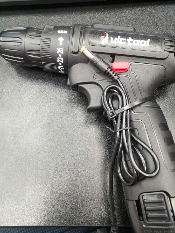 Шуруповерт 12v