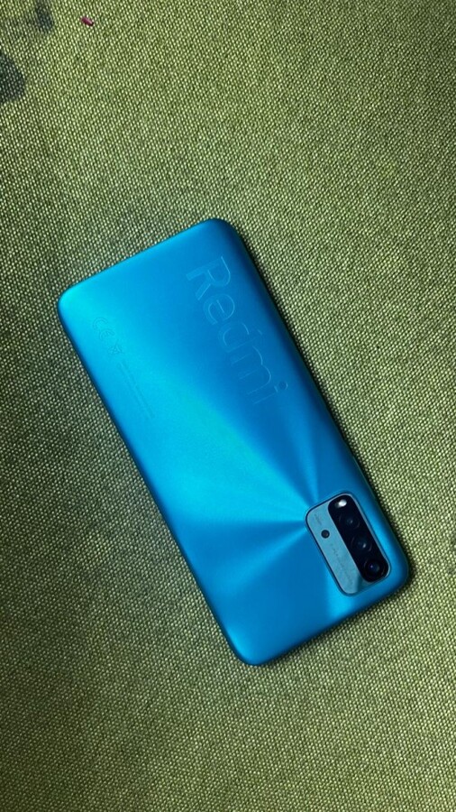 Смартфон Xiaomi Redmi 9T 4/64