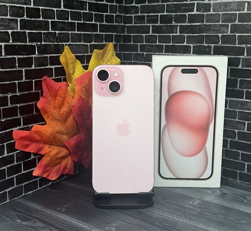 Смартфон iPhone 15 128 Гб 100%