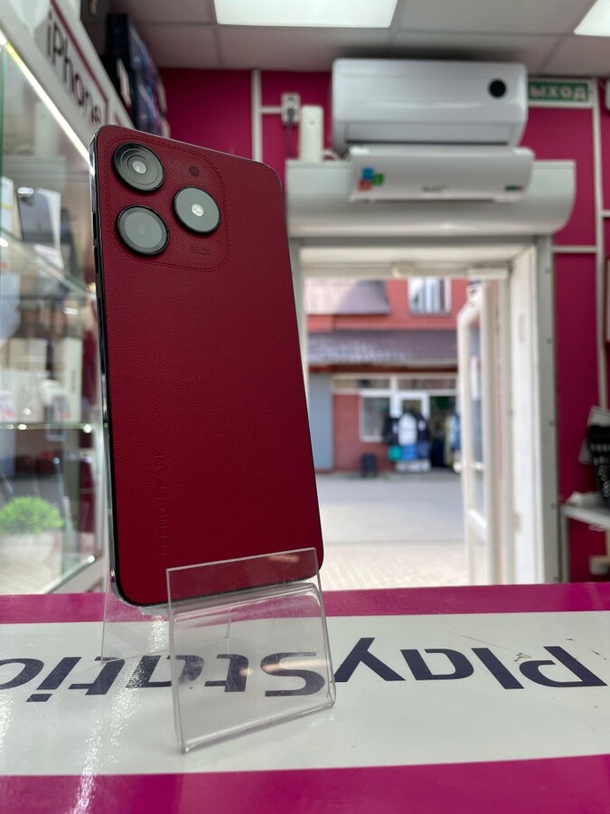 Мобильный телефон Tecno Spark 10 8/128