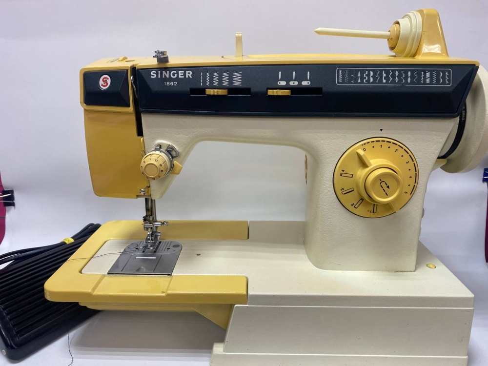 Швейная машина Singer Pressomatic