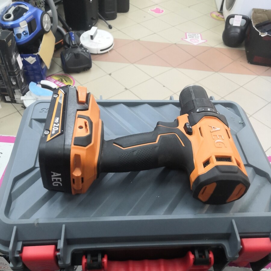 Шуруповерт AEG BS18G4