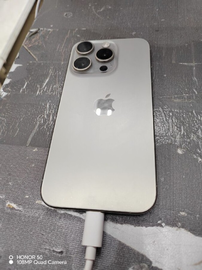 Смартфон iPhone 15 PRO 256