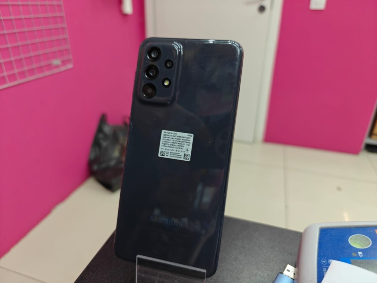Смартфон Samsung A23 4/64