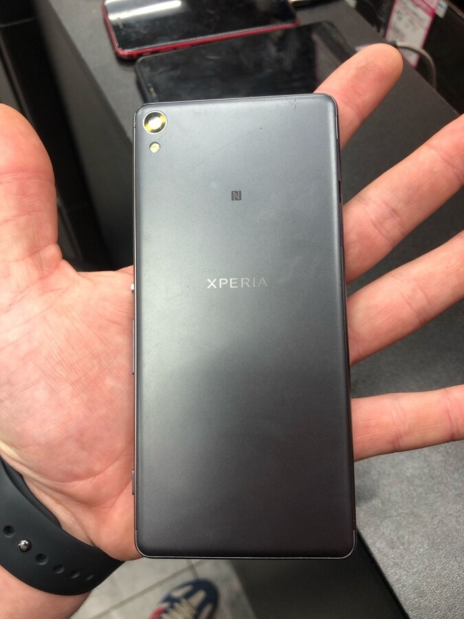 Мобильный телефон Sony xperia 2/16