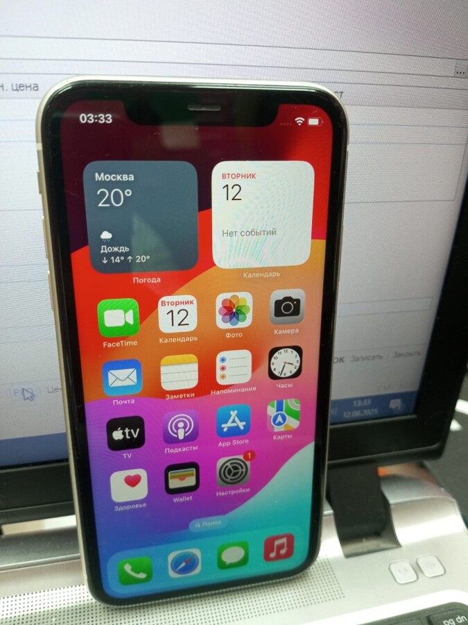 Смартфон iPhone 11 64Gb